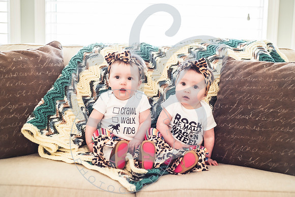Whitfield Twins - 8 Month_011422_0137