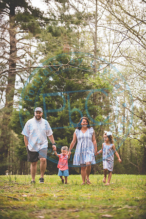 Kelsey - Family_041021_0021