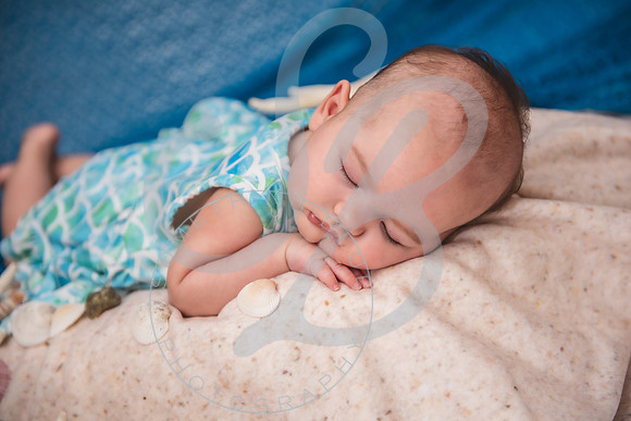 Sara - 4 Month_080623_0063