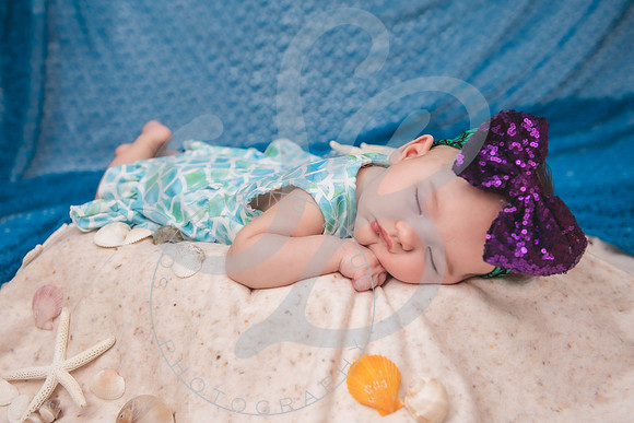 Sara - 4 Month_080623_0081