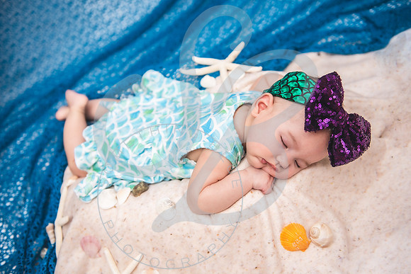 Sara - 4 Month_080623_0086