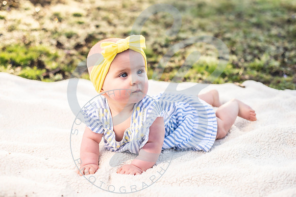 Jessie - 8 Month_031822_0262
