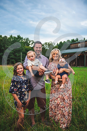 Pam Gillis Family Generational_081422_0250