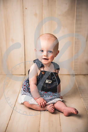 Sadie - 8 Month_060522_0012