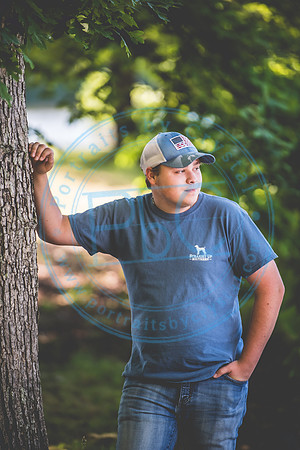 Corey - Senior_051921_0026