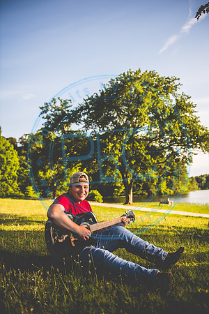 Corey - Senior_060721_0139