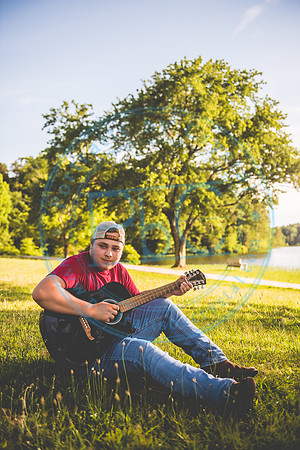 Corey - Senior_060721_0137