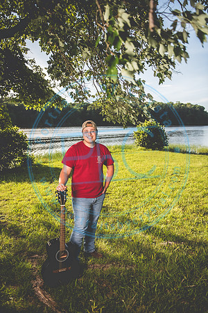 Corey - Senior_060721_0166