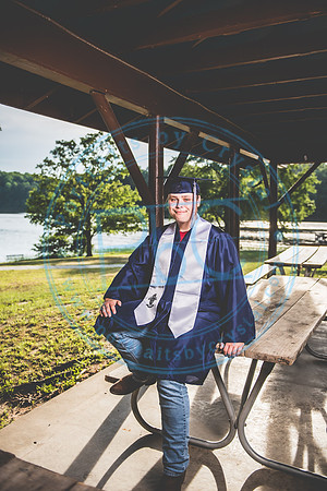 Corey - Senior_060721_0212