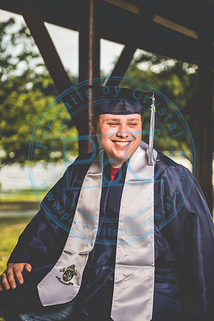 Corey - Senior_060721_0217