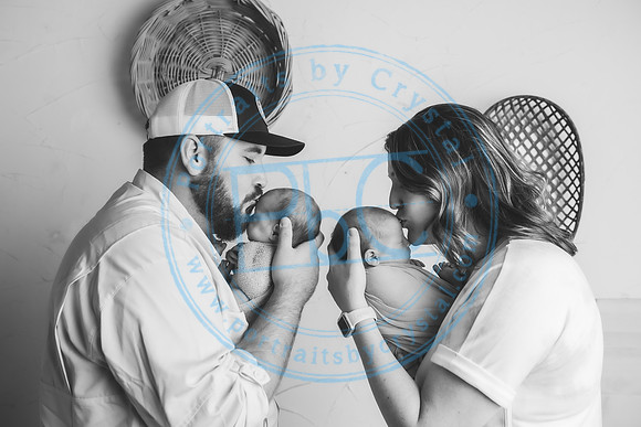Whitfield twins - newborn_052821_0085