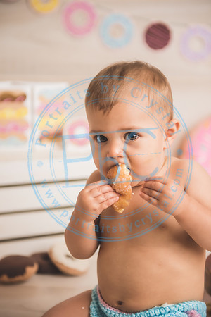 Austyn - Cake Smash_052821_0220