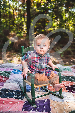 Declan - 8 Months_090823_0041