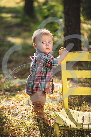 Declan - 8 Months_090823_0196