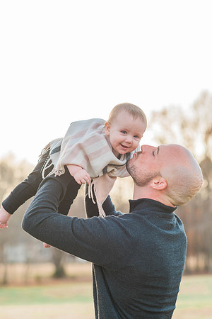 View More: http://arikajordanphotography.pass.us/marsh-family-december-2017