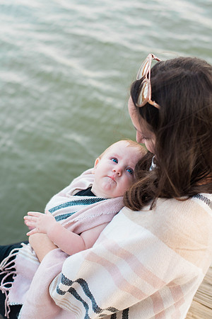 View More: http://arikajordanphotography.pass.us/marsh-family-december-2017