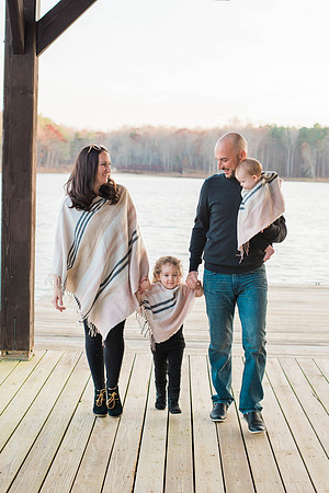 View More: http://arikajordanphotography.pass.us/marsh-family-december-2017