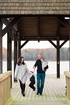 View More: http://arikajordanphotography.pass.us/marsh-family-december-2017