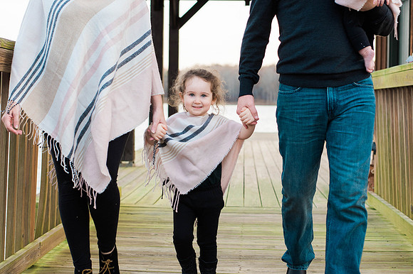 View More: http://arikajordanphotography.pass.us/marsh-family-december-2017