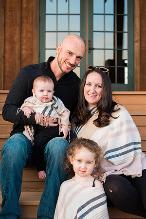 View More: http://arikajordanphotography.pass.us/marsh-family-december-2017