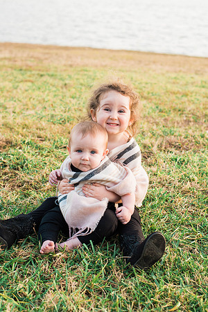 View More: http://arikajordanphotography.pass.us/marsh-family-december-2017