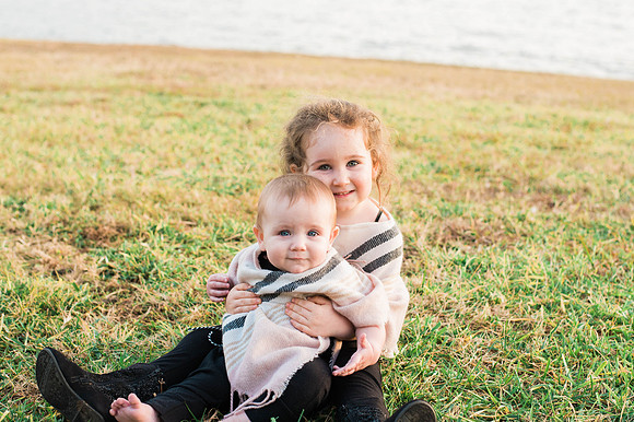 View More: http://arikajordanphotography.pass.us/marsh-family-december-2017