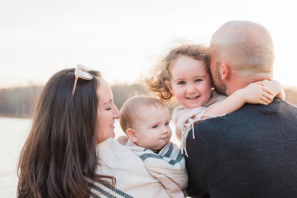 View More: http://arikajordanphotography.pass.us/marsh-family-december-2017