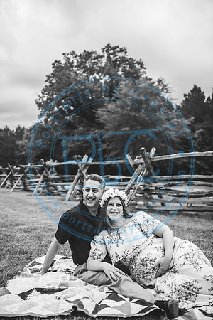 Jaclyn - Maternity_060921_0385