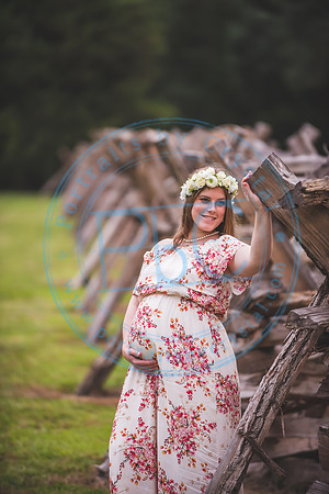 Jaclyn - Maternity_060921_0430