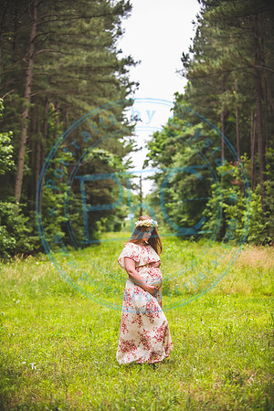 Jaclyn - Maternity_060921_0233