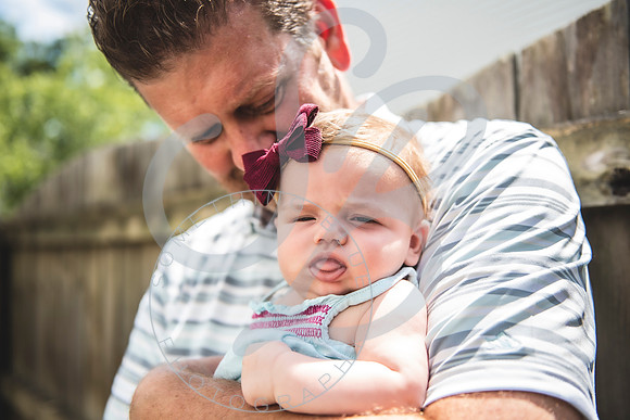 MacKenzie - 4 month_062522_0070