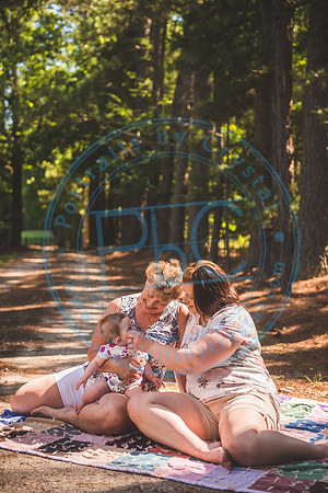 Finch Family_070321_0396