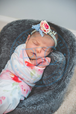 Rachel - Newborn_070521_0420
