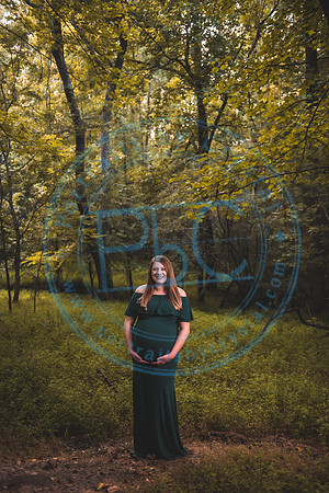 Hannah - Maternity_080921_0017