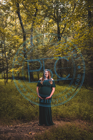 Hannah - Maternity_080921_0023