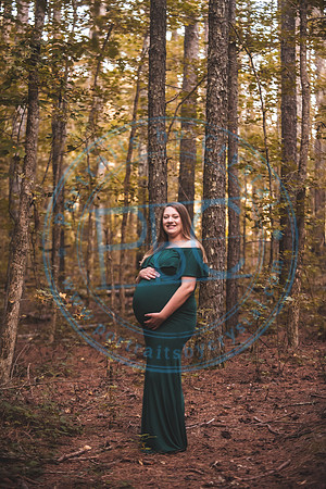 Hannah - Maternity_080921_0109