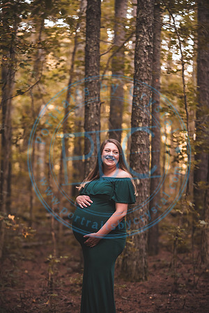 Hannah - Maternity_080921_0121