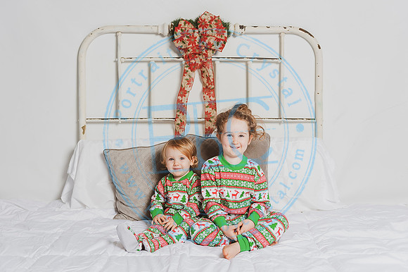 Sarah & Erin - Christmas Pajamas_110418_0008