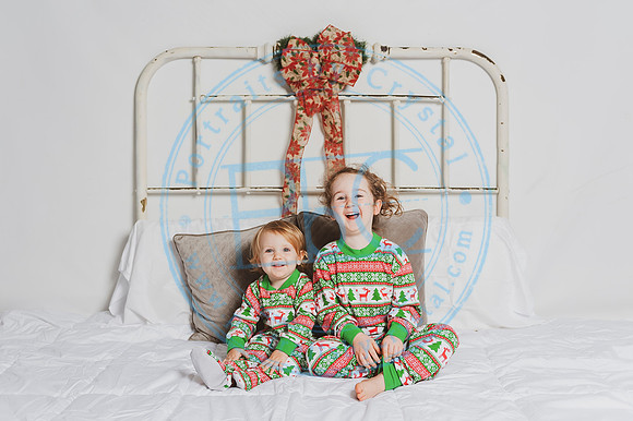 Sarah & Erin - Christmas Pajamas_110418_0006