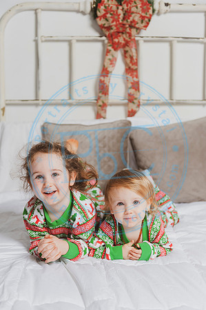 Sarah & Erin - Christmas Pajamas_110418_0039