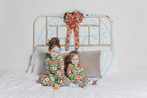 Sarah & Erin - Christmas Pajamas_110418_0086