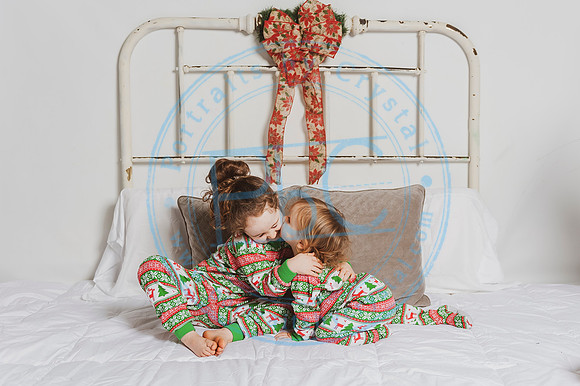 Sarah & Erin - Christmas Pajamas_110418_0095