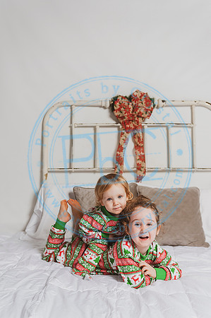 Sarah & Erin - Christmas Pajamas_110418_0113
