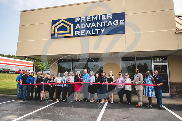 Grand Opening Premier Advantage Realty_050824_0196