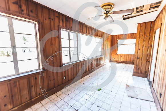 409 N Elm St_030122_0017