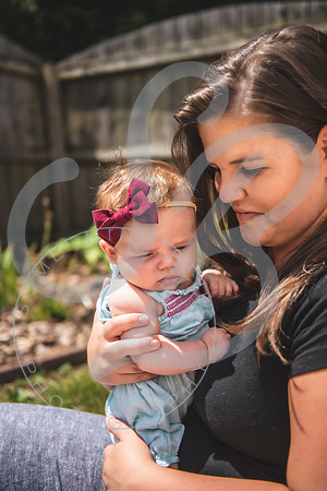 MacKenzie - 4 month_062522_0037