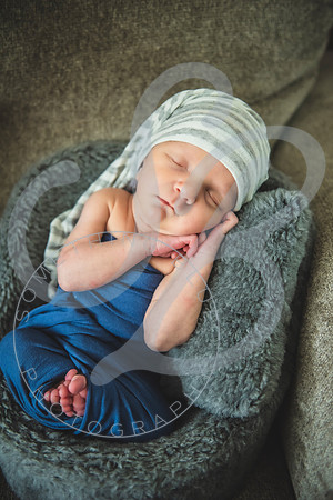Liam - Newborn_072122_0401