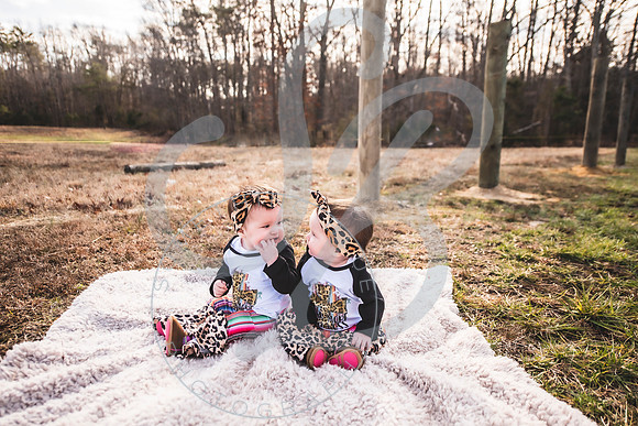 Whitfield Twins - 8 Month_011422_0380