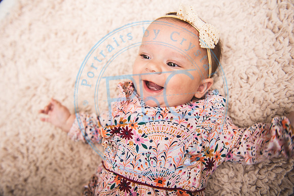 Lydia - 4 Month_101021_0258