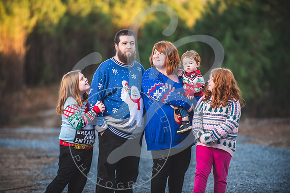Heldreth Family - Winter 2023_121123_0028